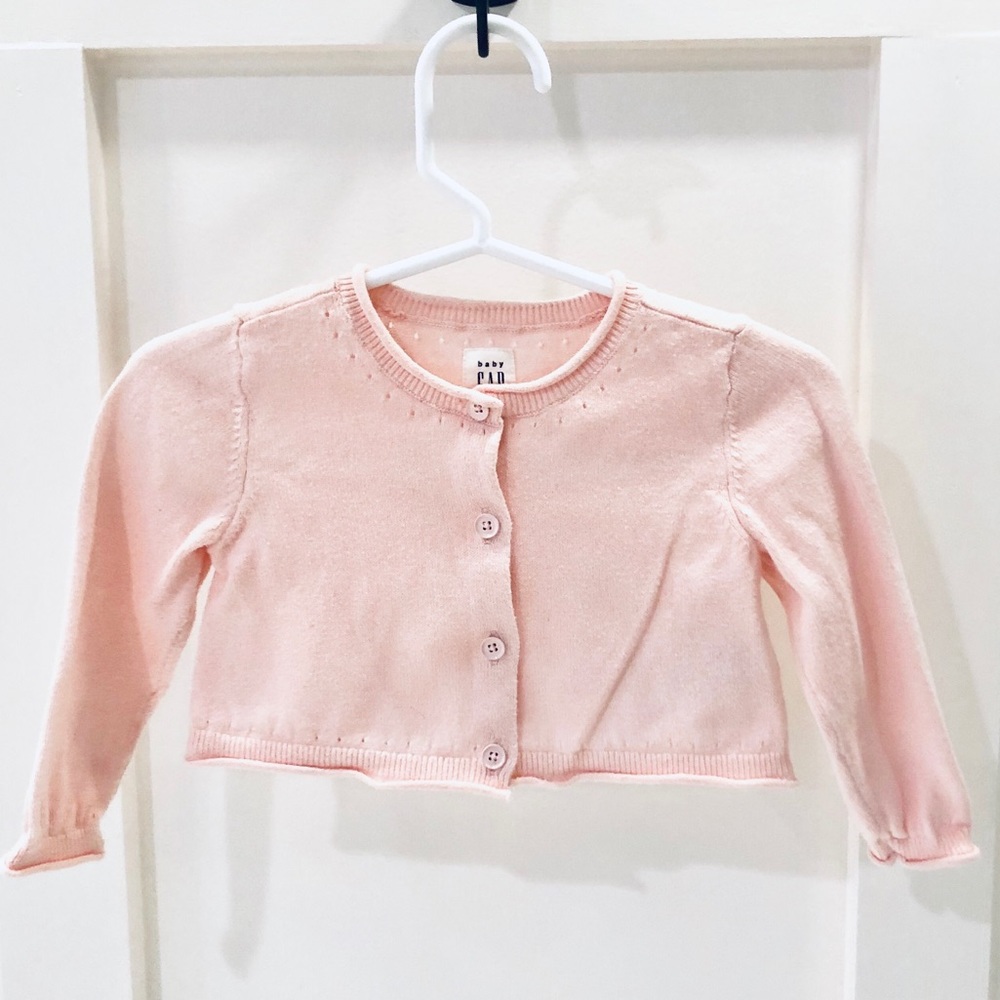 Baby GAP sweater 6-12 mo Excellent Condition!